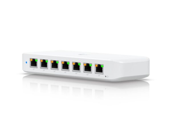ELKO: 1407338 Ubiquiti USW-Ultra 8-port poe+ switch