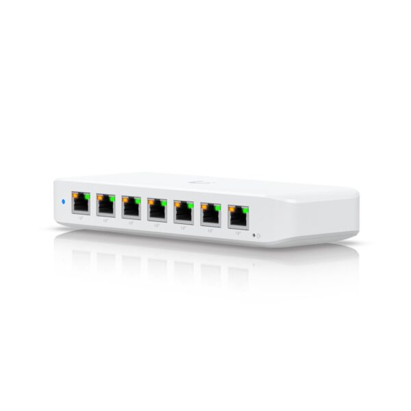 Ubiquiti USW-Ultra 8-port poe+ switch