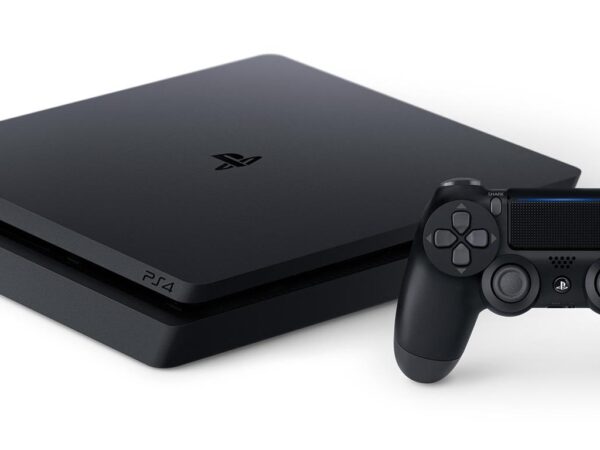 ELKO: 1416362 Sony PlayStation 4 Slim 500GB konsool