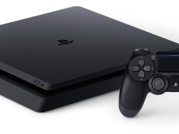 ELKO: 1416363 Sony PlayStation 4 Slim 500GB + Call of Duty MW2