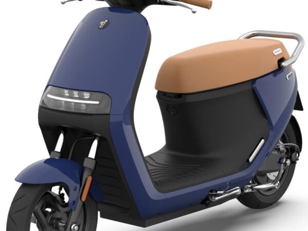 ELKO: 1406106 Segway Ninebot elektritõukeratas E125S sinine AA.50.0009.68